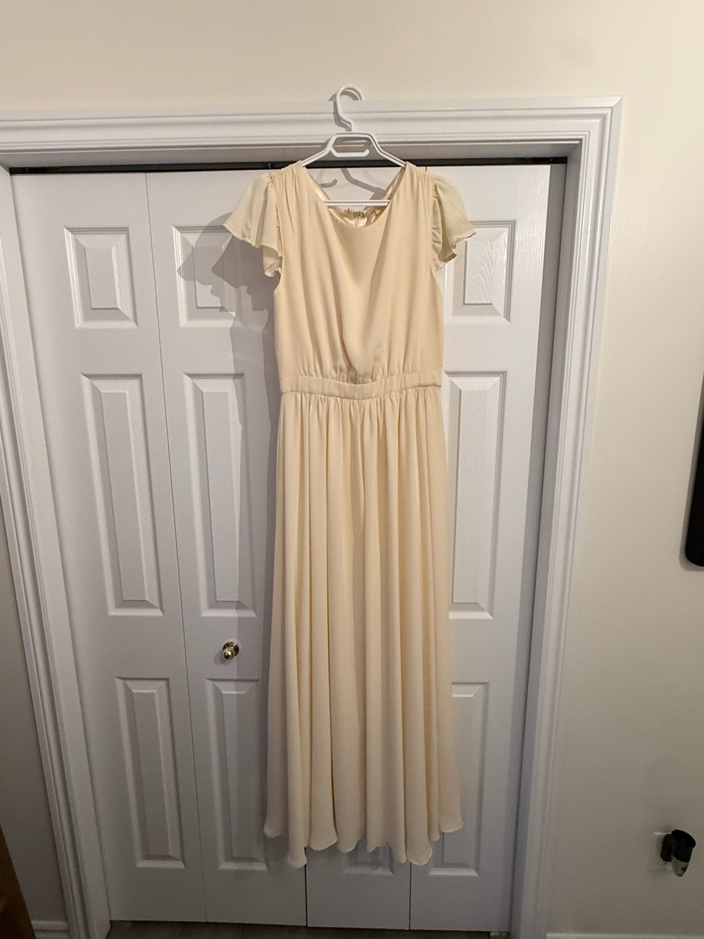 Paper Crown Cream Flutter-Sleeve Maxi Dress